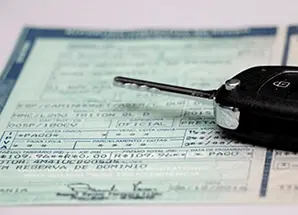 Licenciamento de Automóveis e Caminhões